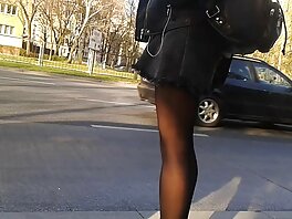 Kihara tukkainen kypsä nainen antaa koira poirno xxx tyyli